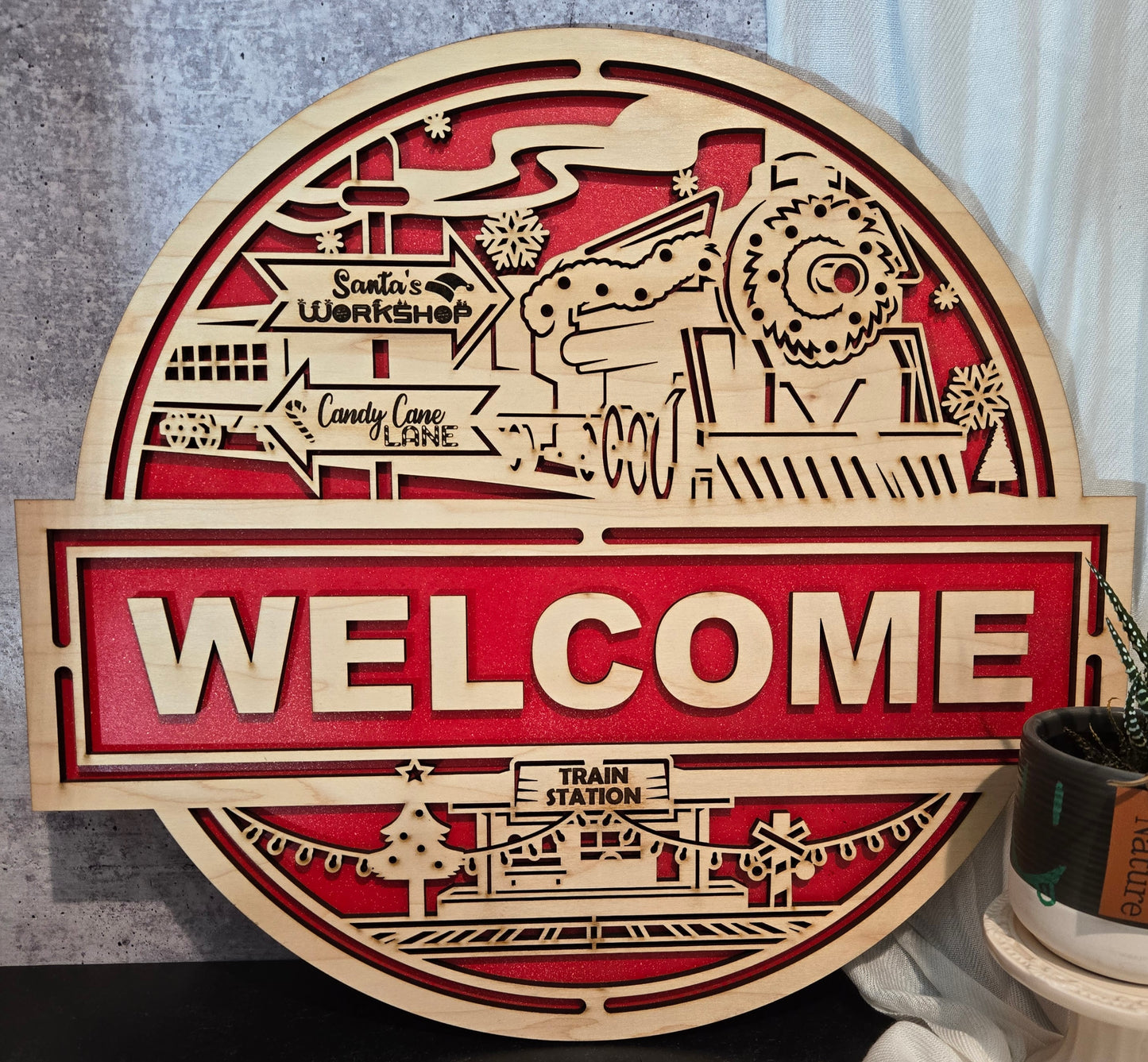 Holiday Train Door Hanger | Erin 'Spirational Crafts